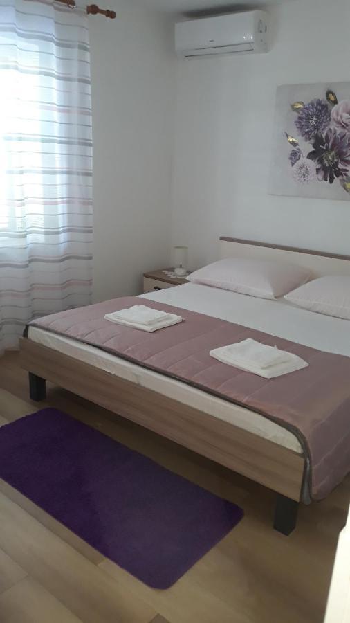 Mini Apartment Petra - Rooms Purple & Green With Kitchen And Garden Ντουμπρόβνικ Εξωτερικό φωτογραφία