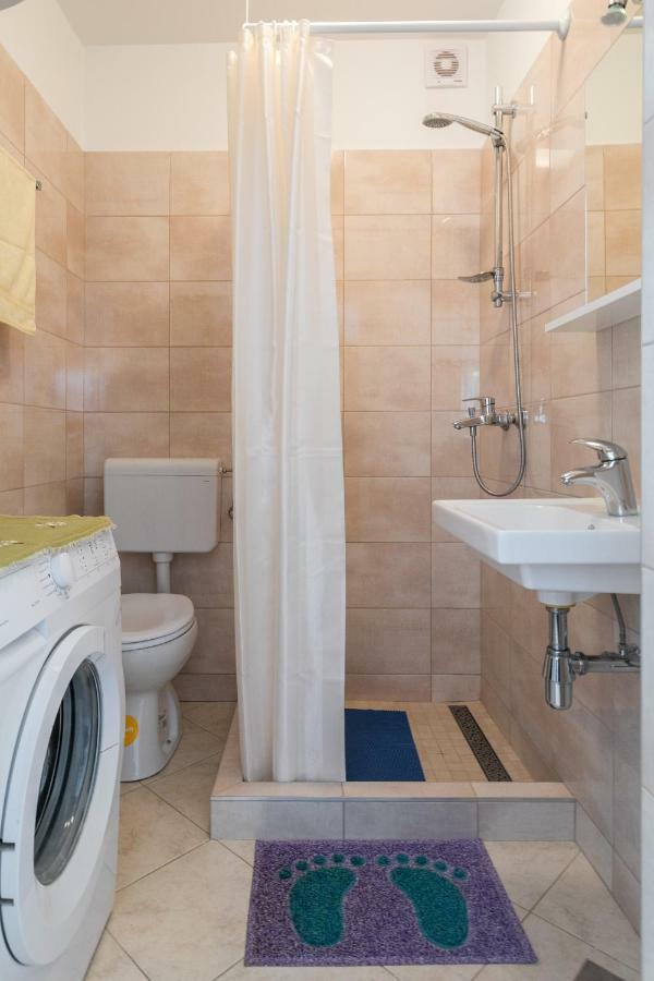 Mini Apartment Petra - Rooms Purple & Green With Kitchen And Garden Ντουμπρόβνικ Εξωτερικό φωτογραφία
