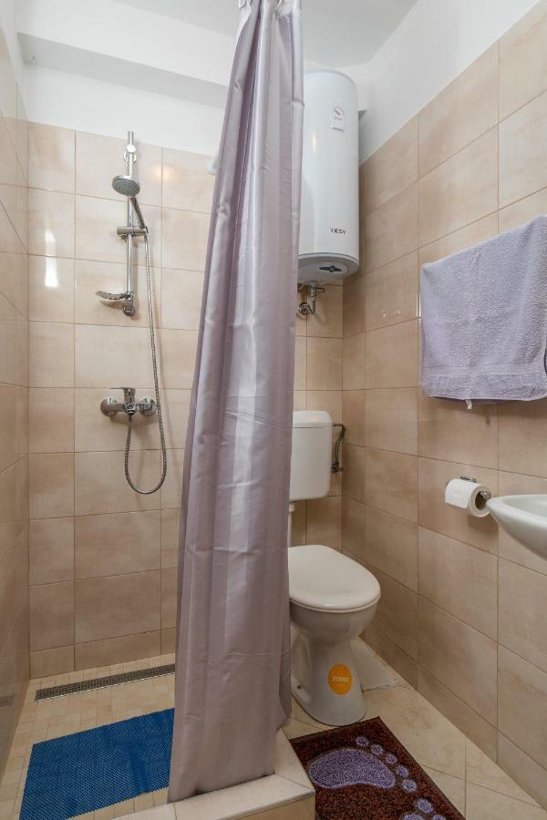 Mini Apartment Petra - Rooms Purple & Green With Kitchen And Garden Ντουμπρόβνικ Εξωτερικό φωτογραφία